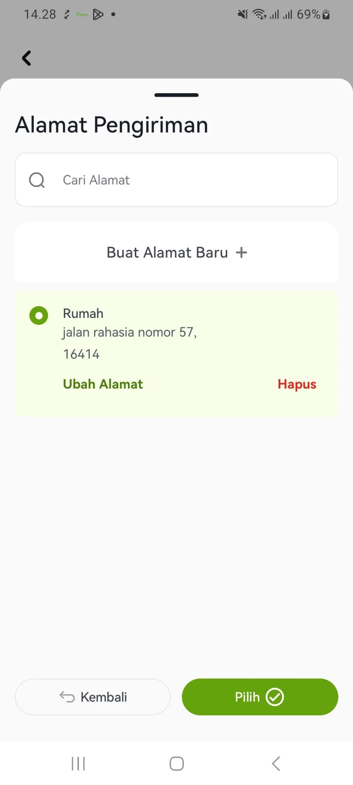 Panel Alamat Pengiriman dengan tombol Buat Alamat Baru dan daftar alamat tersimpan